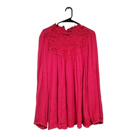 Torrid size 1 Fushia Rayon Long Sleeve Lace Boho Top Blouse RN 148862 - Picture 1 of 10